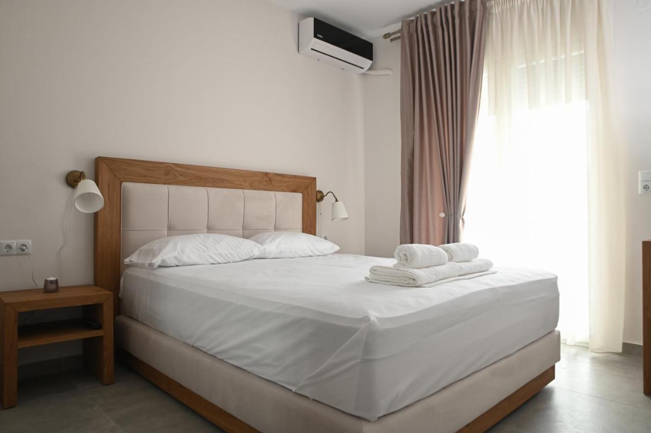 Faidra Apartments Néa Péramos Extérieur photo